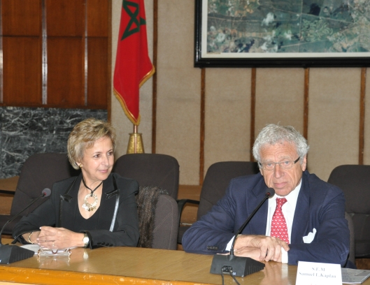 His Excellence the Ambassador of the USA in Morocco, Mr. Samuel Kaplan and the Dr. Fatima Araki during the press conference of the 2010 edition of the Diplomatic Body Rally – year of the Moroccan-American friendship 